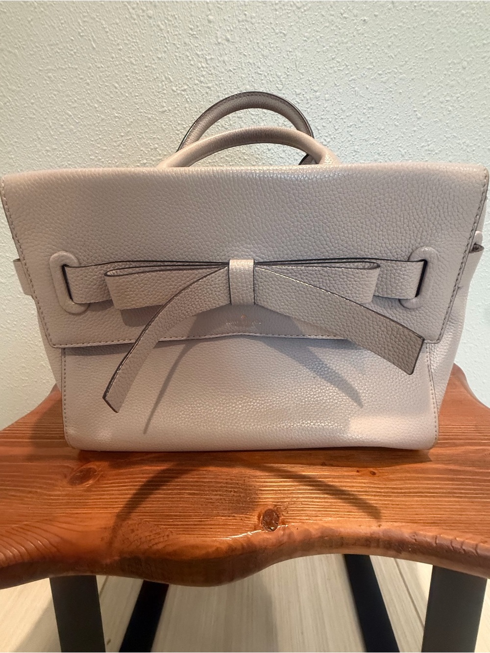 kate spade Pebbled Leather Satchel with Bow in Light Gray